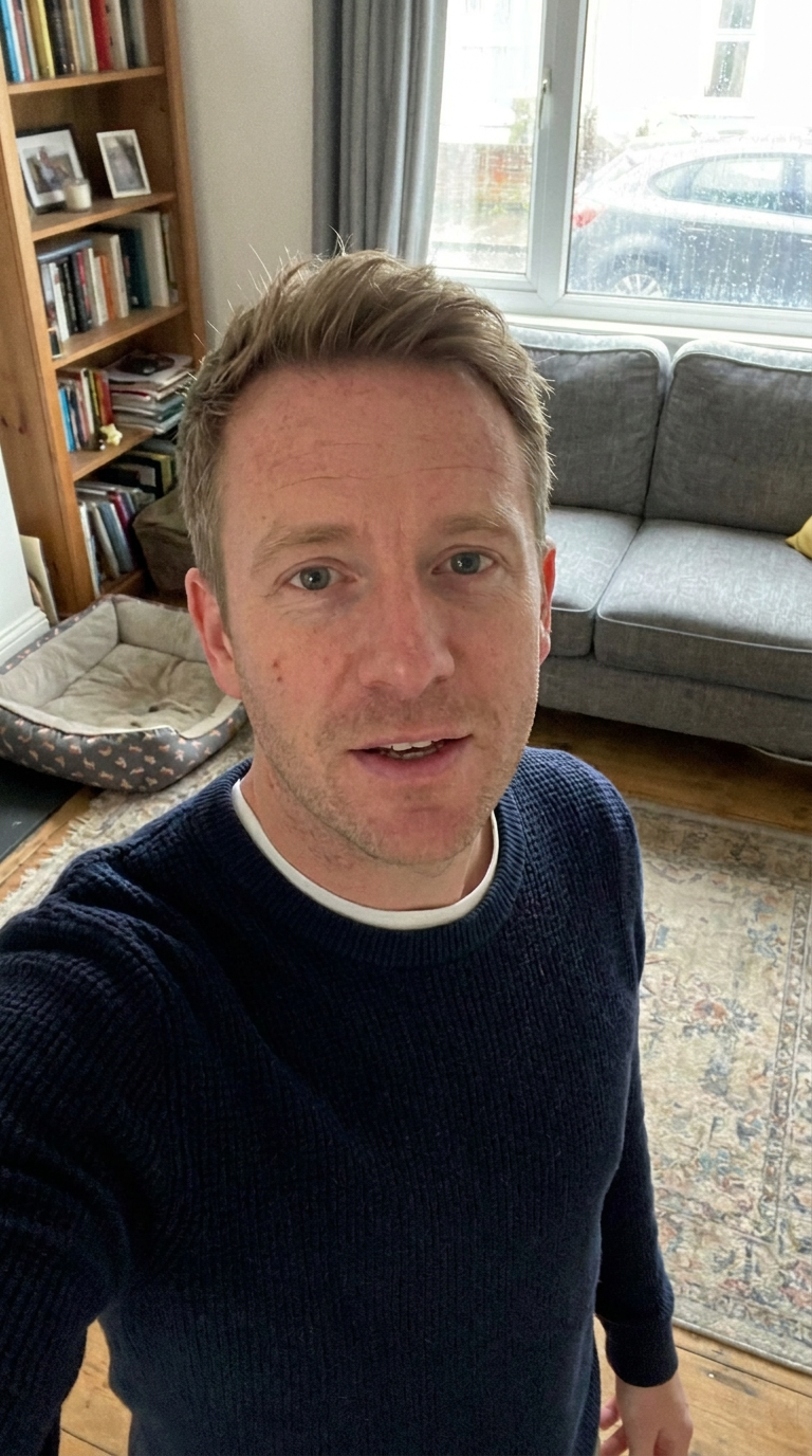 Tom, AI-generated presenter